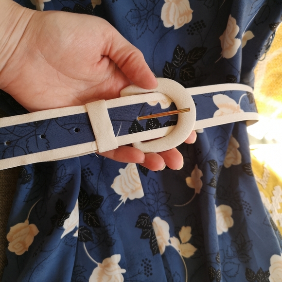 Vintage floral, blue dress w. matching belt - Picture 5 of 7